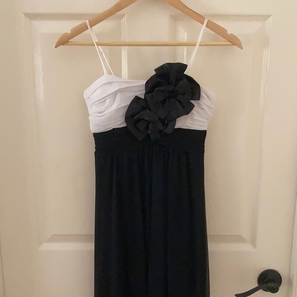 City Studio Full Length Strapless Formal Prom Dress Size 1 Gown White Black EUC - Picture 1 of 10